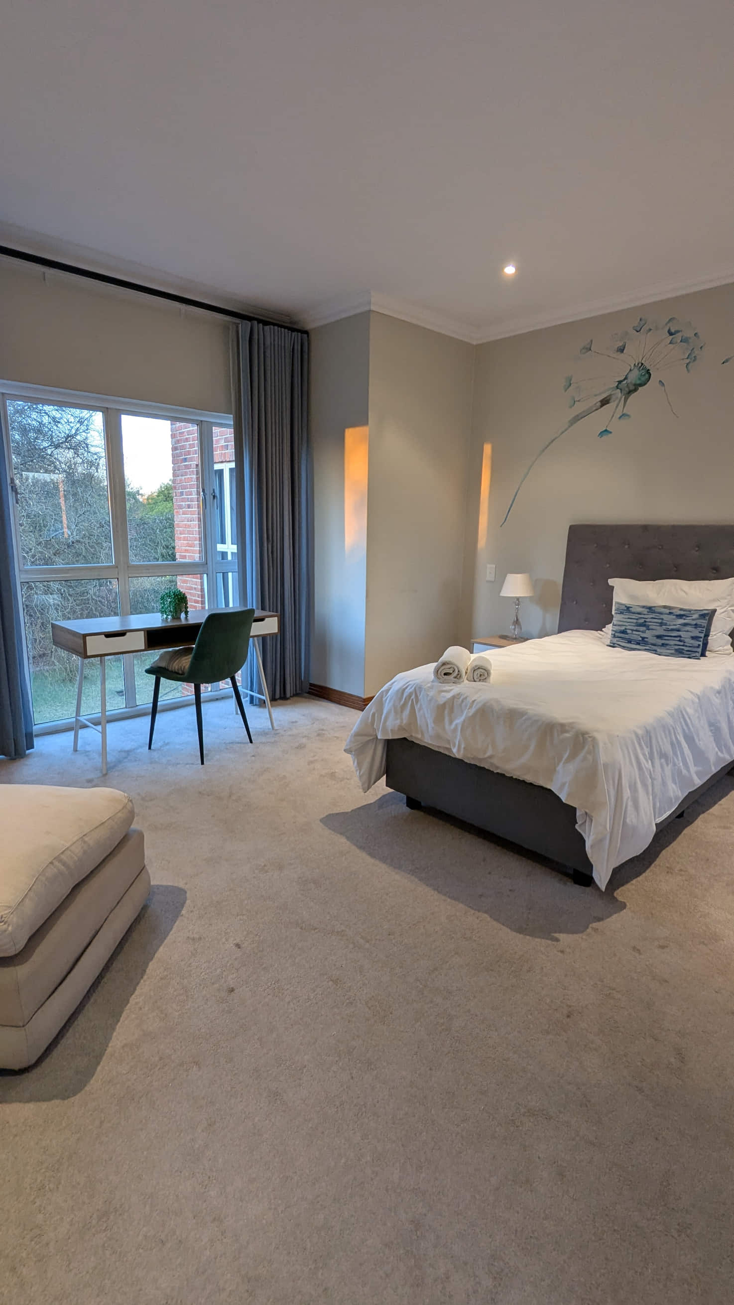 Fever Tree 2 View 4